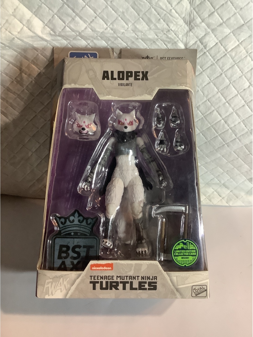 Teenage Mutant Ninja Turtles Alopex Violante Action Figure
